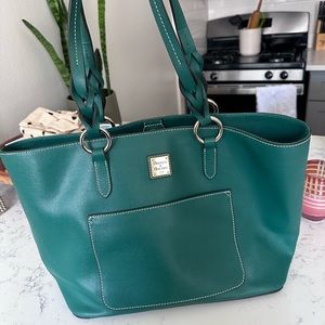 Dooney & Bourke tote